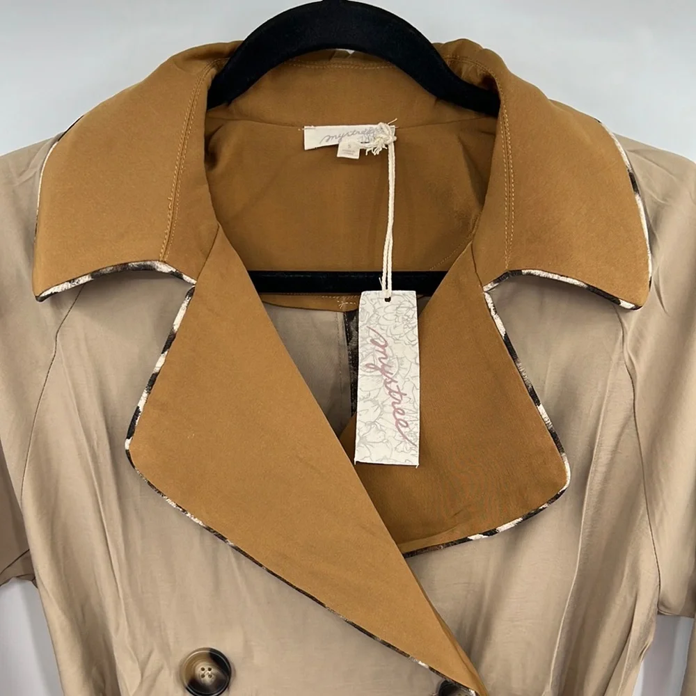 NWT Mystree Trench Coat Khaki Mustard Belted Pockets Flowing Detailed Piping - Picture 4 of 13